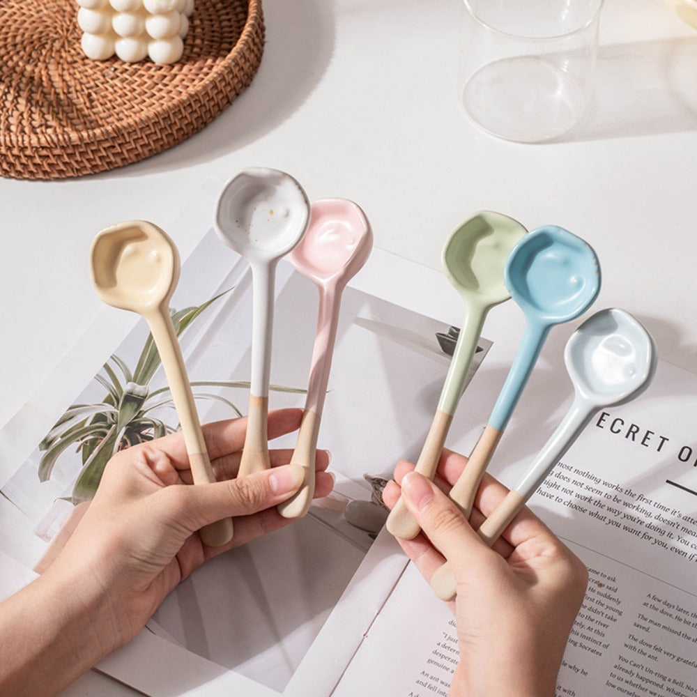 Cute Ceramic Dessert Spoon - Heat-Resistant Safe for Soup & Yogurt, Decorative Desserting Spoon Suitable for Home Dining, Dessert Parties, Christmas Gifts for Chefs & Dessert Lovers (Ceramic Utensil)